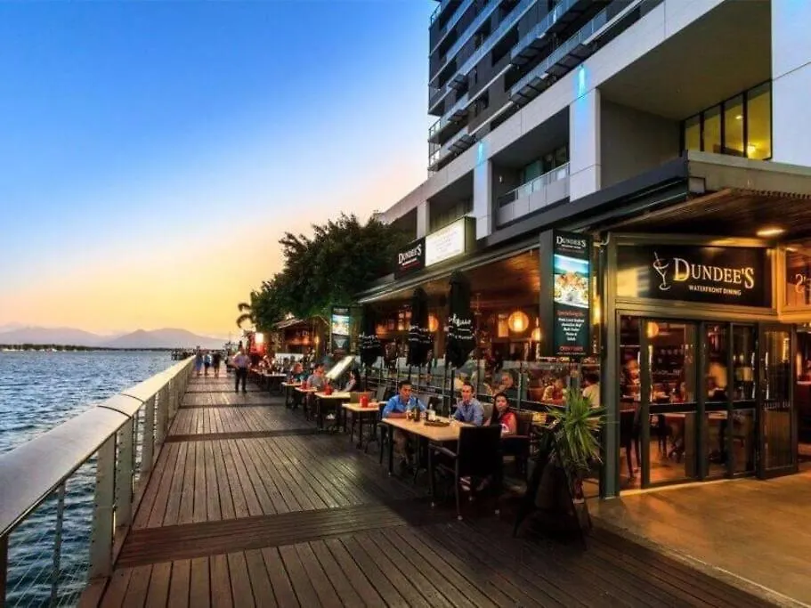 Charming Waterfront Apartment Cairns Australie
