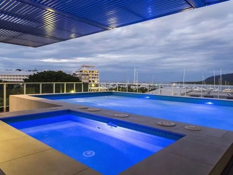 Charming Waterfront Apartment Cairns Australie